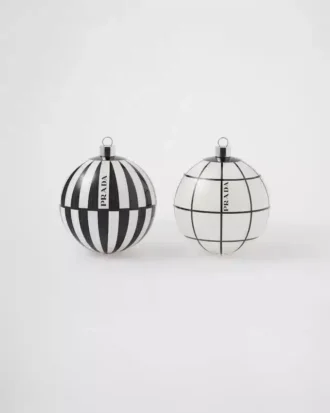 Zestaw szklanych ozdób choinkowych Zestaw szklanych ozdób choinkowych