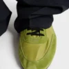 Zwiń Elastyczne trampki z Re-Nylonu i zamszu Zwiń Elastyczne trampki z Re-Nylonu i zamszu